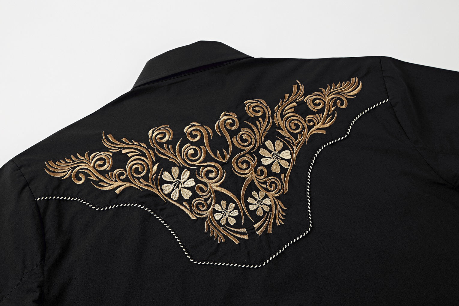 Moonlight Maverick Men's Embroidered Western Pearl Snap Shirt